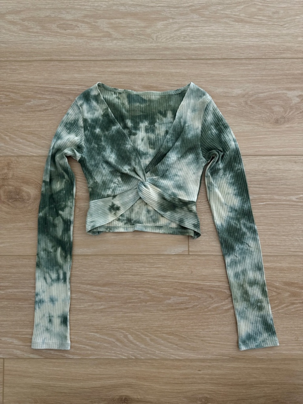 Tie-dye Ribbed Long-Sleeve Crop Top